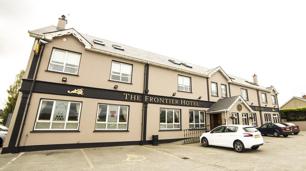 The Frontier Hotel Bridgend 외부 사진