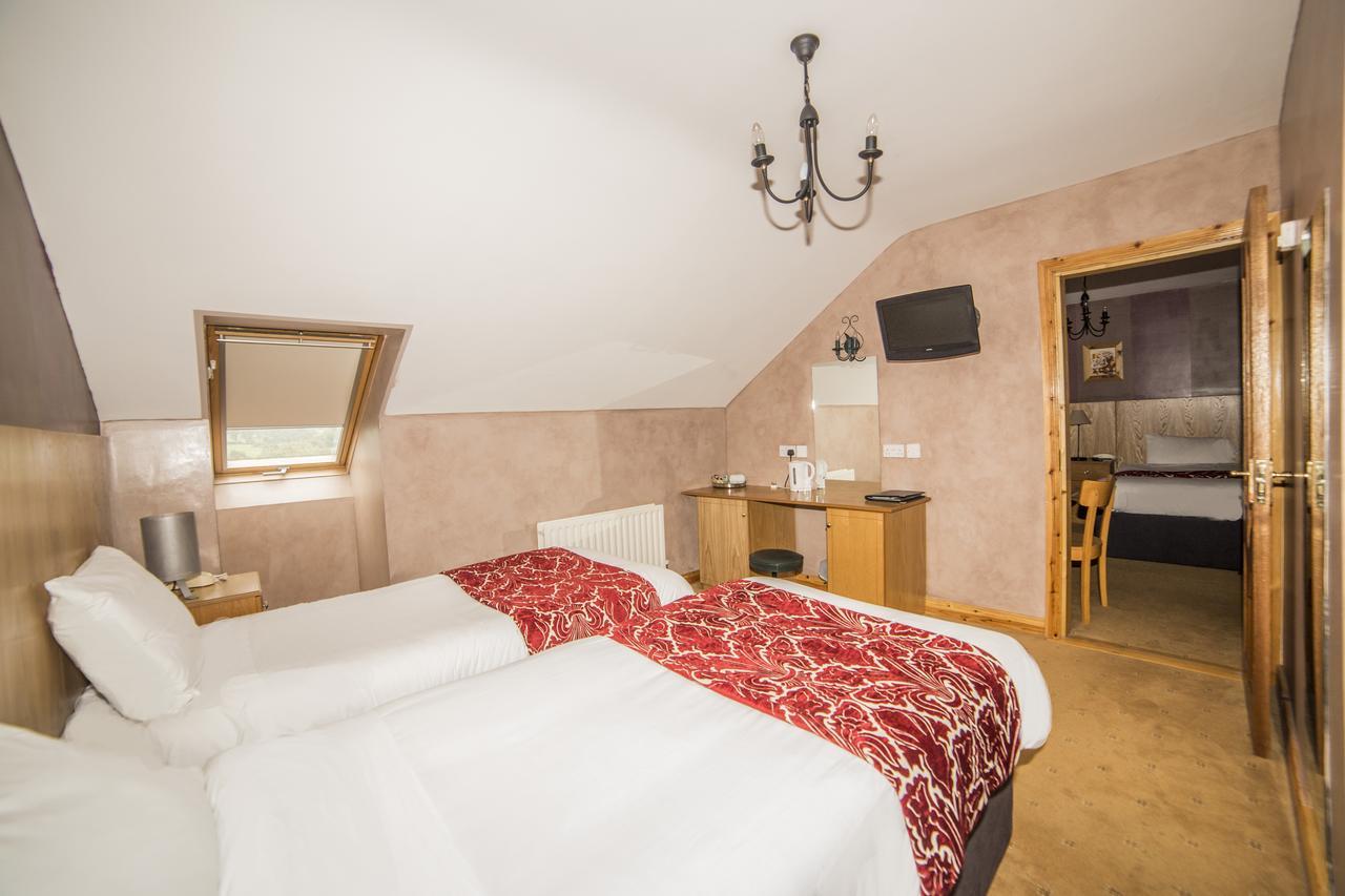 The Frontier Hotel Bridgend 외부 사진